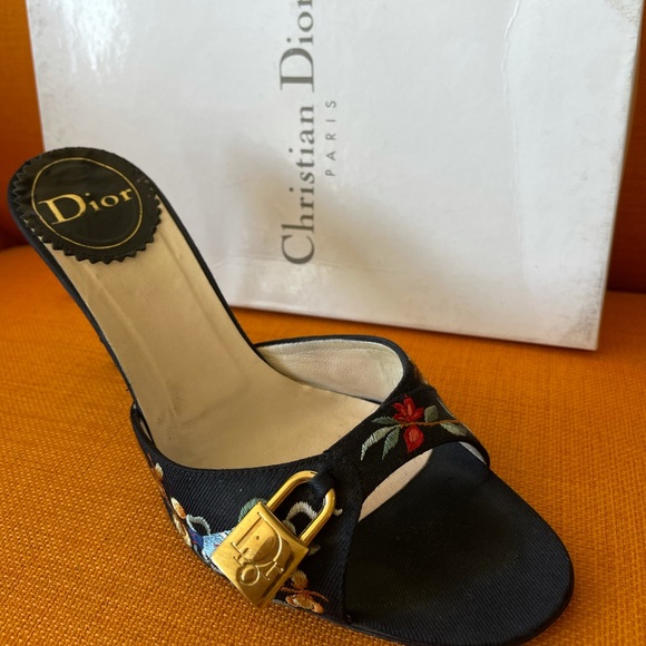 RARE DIOR PADLOCK MULES - Picture 2 of 9